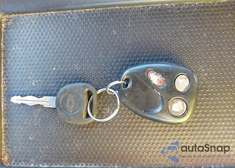 2007 Chevrolet Silverado 1500 Classic Ls из США, поврежденный, VIN 2GCEC13VX71100938